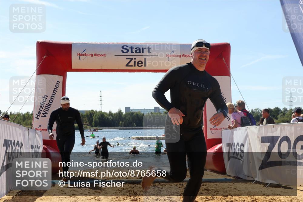 07.09.2025 - 19. Norderstedt Triathlon Luisa Fischer http://msf.ph/oto/8765658 07.09.2025 12:36:38 Schwimmen 193, 206, 324, 332 meine-sportfotos.de