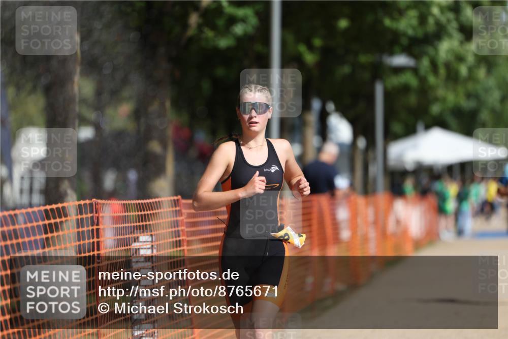 07.09.2025 - 19. Norderstedt Triathlon Michael Strokosch http://msf.ph/oto/8765671 07.09.2025 11:32:04 Laufen 760, 1168 meine-sportfotos.de