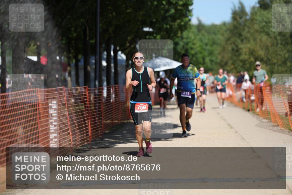 07.09.2025 - 19. Norderstedt Triathlon Michael Strokosch http://msf.ph/oto/8765676 07.09.2025 13:21:05 Laufen 209, 311, 759 meine-sportfotos.de