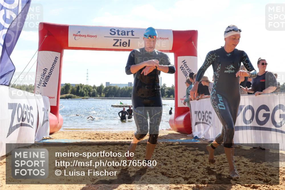07.09.2025 - 19. Norderstedt Triathlon Luisa Fischer http://msf.ph/oto/8765680 07.09.2025 15:07:29 Schwimmen 910, 915, 954, 1417 meine-sportfotos.de