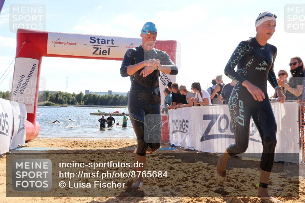 07.09.2025 - 19. Norderstedt Triathlon Luisa Fischer http://msf.ph/oto/8765684 07.09.2025 15:07:29 Schwimmen 910, 915, 954, 1417 meine-sportfotos.de