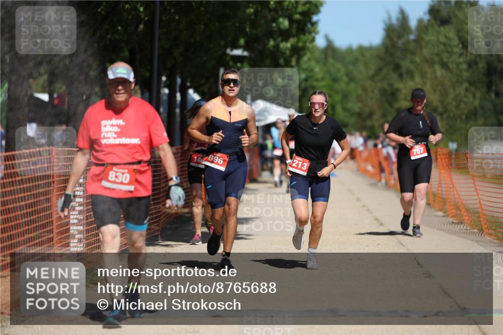 07.09.2025 - 19. Norderstedt Triathlon Michael Strokosch http://msf.ph/oto/8765688 07.09.2025 12:59:48 Laufen 146, 214, 696, 757, 830, 1213 meine-sportfotos.de