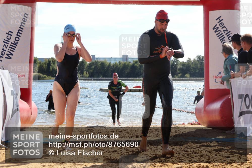 07.09.2025 - 19. Norderstedt Triathlon Luisa Fischer http://msf.ph/oto/8765690 07.09.2025 15:07:37 Schwimmen 915, 936, 954, 1512, 1547 meine-sportfotos.de