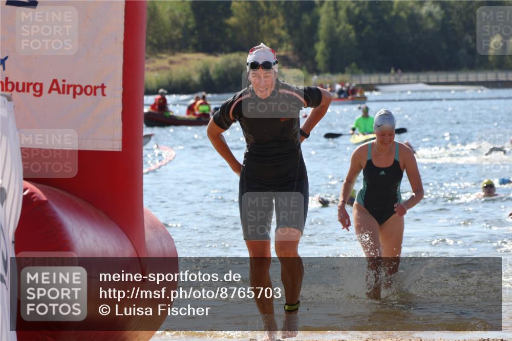 07.09.2025 - 19. Norderstedt Triathlon Luisa Fischer http://msf.ph/oto/8765703 07.09.2025 12:36:43 Schwimmen 193, 206, 270, 323, 332 meine-sportfotos.de