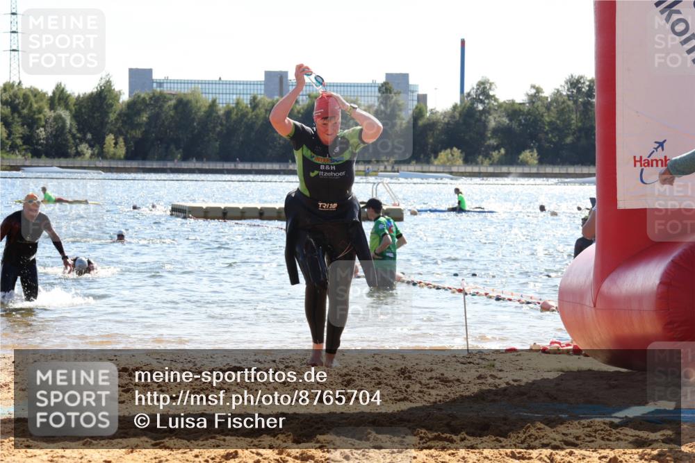 07.09.2025 - 19. Norderstedt Triathlon Luisa Fischer http://msf.ph/oto/8765704 07.09.2025 15:07:39 Schwimmen 936, 954, 1512, 1547 meine-sportfotos.de