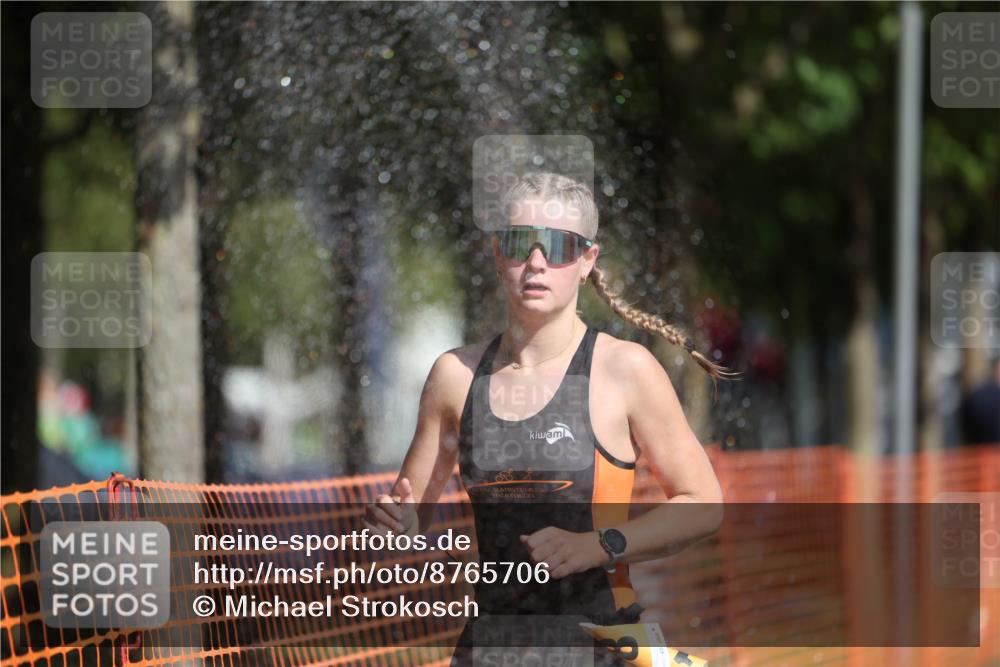 07.09.2025 - 19. Norderstedt Triathlon Michael Strokosch http://msf.ph/oto/8765706 07.09.2025 11:32:05 Laufen 760, 1168 meine-sportfotos.de