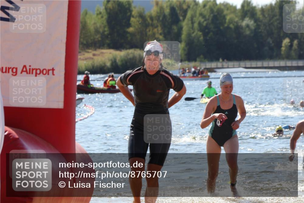 07.09.2025 - 19. Norderstedt Triathlon Luisa Fischer http://msf.ph/oto/8765707 07.09.2025 12:36:44 Schwimmen 193, 206, 270, 323, 329, 332 meine-sportfotos.de
