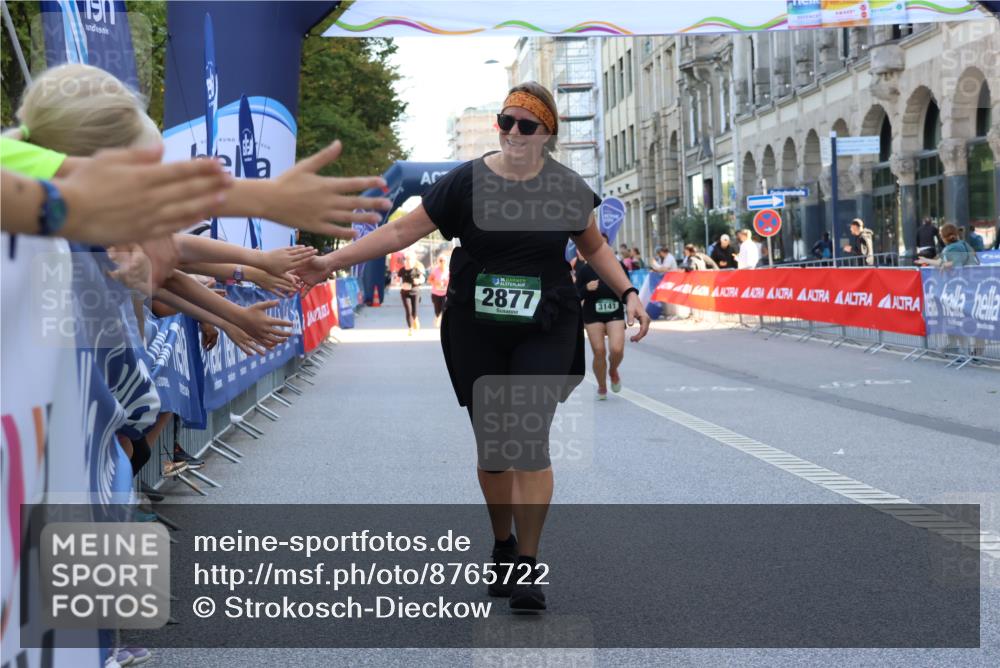07.09.2025 - BARMER Alsterlauf Strokosch-Dieckow http://msf.ph/oto/8765722 07.09.2025 10:29:32 Ziel 3950 meine-sportfotos.de