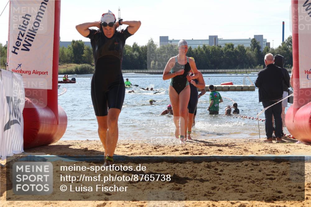 07.09.2025 - 19. Norderstedt Triathlon Luisa Fischer http://msf.ph/oto/8765738 07.09.2025 12:36:47 Schwimmen 193, 206, 270, 323, 329, 330, 332 meine-sportfotos.de
