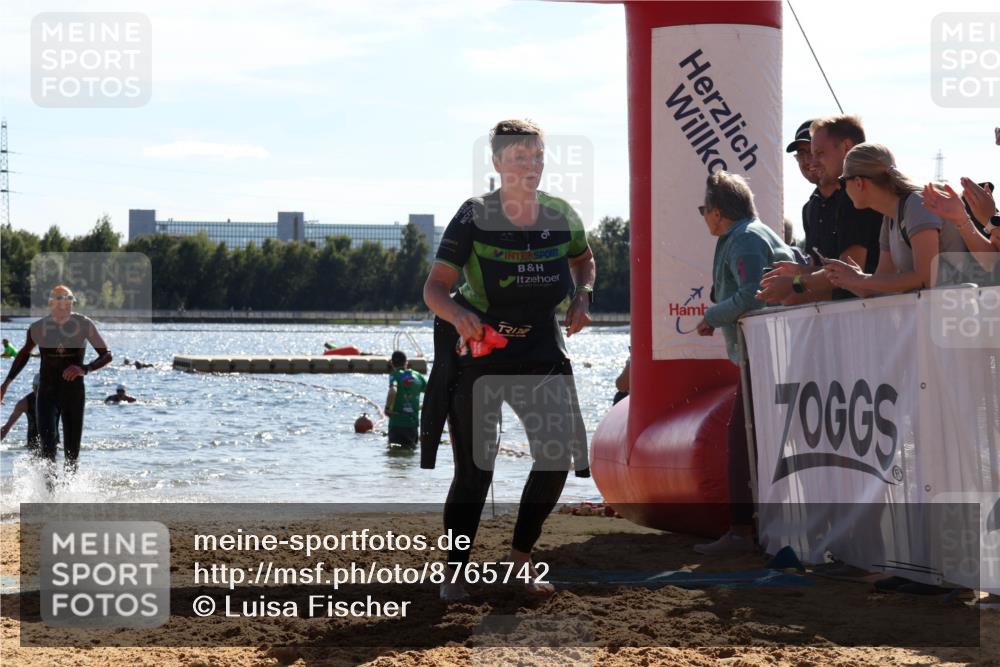 07.09.2025 - 19. Norderstedt Triathlon Luisa Fischer http://msf.ph/oto/8765742 07.09.2025 15:07:42 Schwimmen 415, 936, 1512, 1547 meine-sportfotos.de