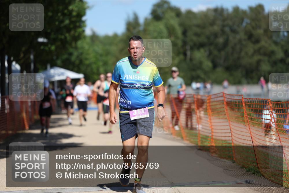 07.09.2025 - 19. Norderstedt Triathlon Michael Strokosch http://msf.ph/oto/8765769 07.09.2025 13:21:09 Laufen 209, 240, 311, 352, 723, 759, 1360 meine-sportfotos.de
