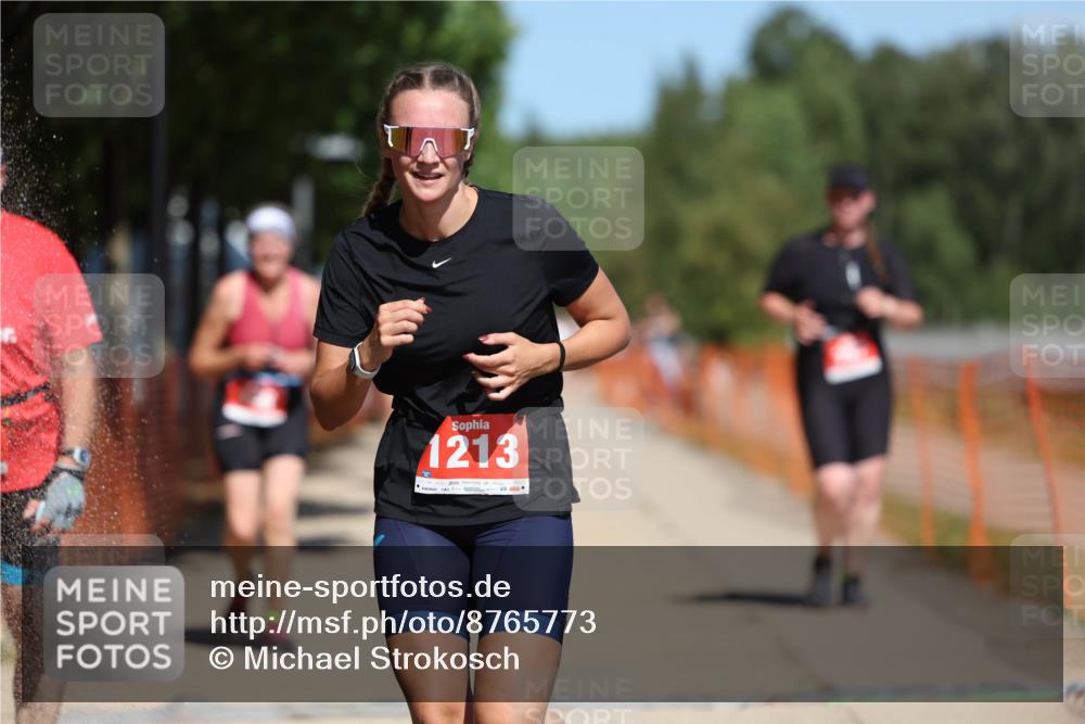 07.09.2025 - 19. Norderstedt Triathlon Michael Strokosch http://msf.ph/oto/8765773 07.09.2025 12:59:51 Laufen 146, 696, 757, 830, 847, 1213 meine-sportfotos.de