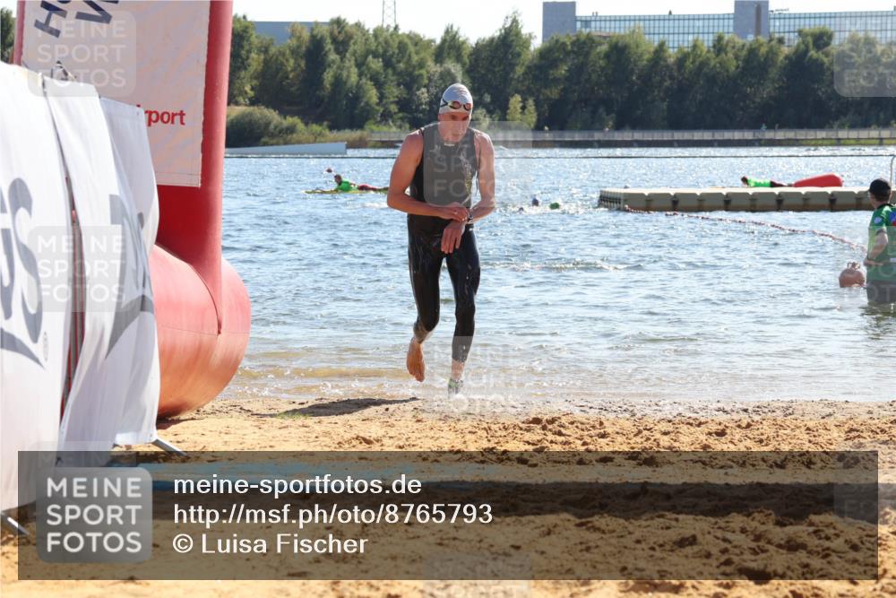 07.09.2025 - 19. Norderstedt Triathlon Luisa Fischer http://msf.ph/oto/8765793 07.09.2025 15:07:49 Schwimmen 415, 936, 1410, 1512, 1547 meine-sportfotos.de