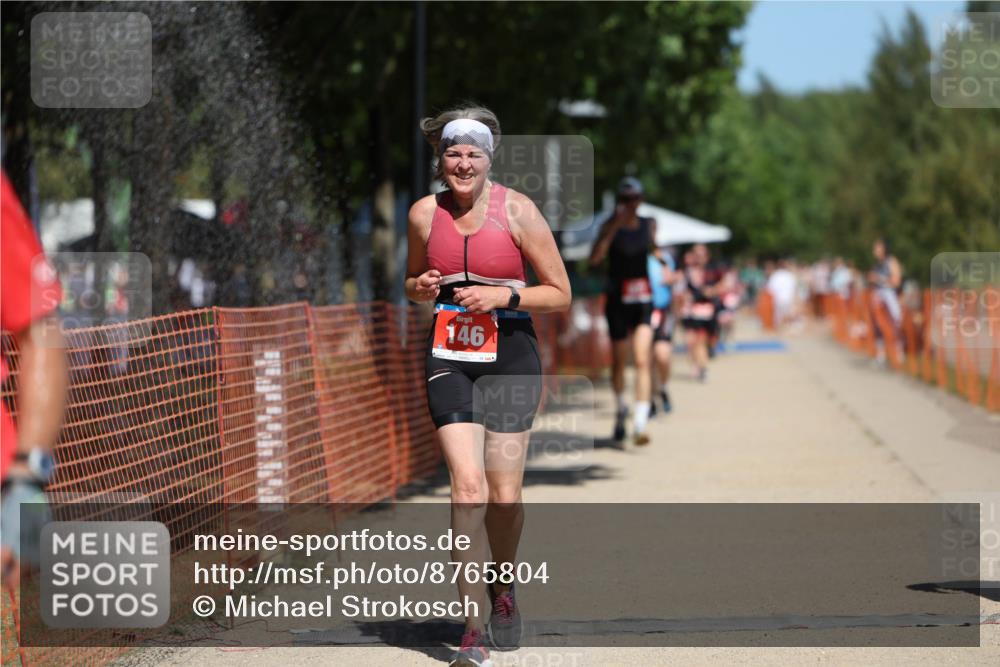 07.09.2025 - 19. Norderstedt Triathlon Michael Strokosch http://msf.ph/oto/8765804 07.09.2025 12:59:53 Laufen 146, 696, 757, 847, 1213, 1235 meine-sportfotos.de