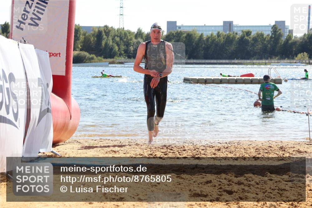 07.09.2025 - 19. Norderstedt Triathlon Luisa Fischer http://msf.ph/oto/8765805 07.09.2025 15:07:50 Schwimmen 415, 1410, 1547 meine-sportfotos.de