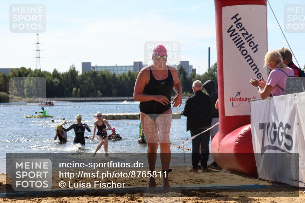 07.09.2025 - 19. Norderstedt Triathlon Luisa Fischer http://msf.ph/oto/8765811 07.09.2025 12:36:57 Schwimmen 270, 321, 323, 329, 330, 333 meine-sportfotos.de