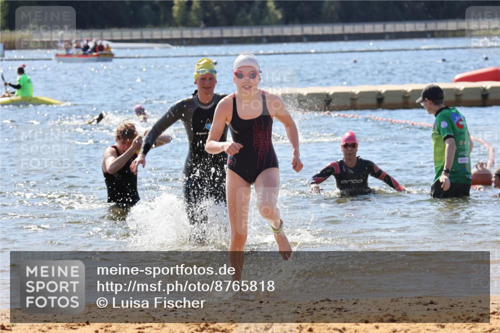 07.09.2025 - 19. Norderstedt Triathlon Luisa Fischer http://msf.ph/oto/8765818 07.09.2025 12:36:58 Schwimmen 270, 313, 321, 323, 329, 330, 333 meine-sportfotos.de