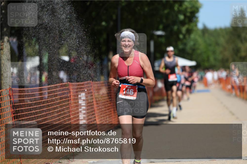 07.09.2025 - 19. Norderstedt Triathlon Michael Strokosch http://msf.ph/oto/8765819 07.09.2025 12:59:54 Laufen 146, 696, 757, 847, 1213, 1235 meine-sportfotos.de