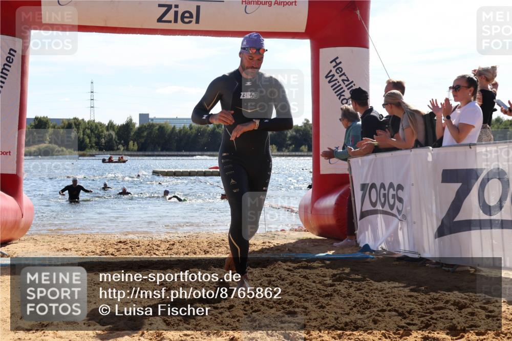 07.09.2025 - 19. Norderstedt Triathlon Luisa Fischer http://msf.ph/oto/8765862 07.09.2025 15:08:36 Schwimmen 1479 meine-sportfotos.de