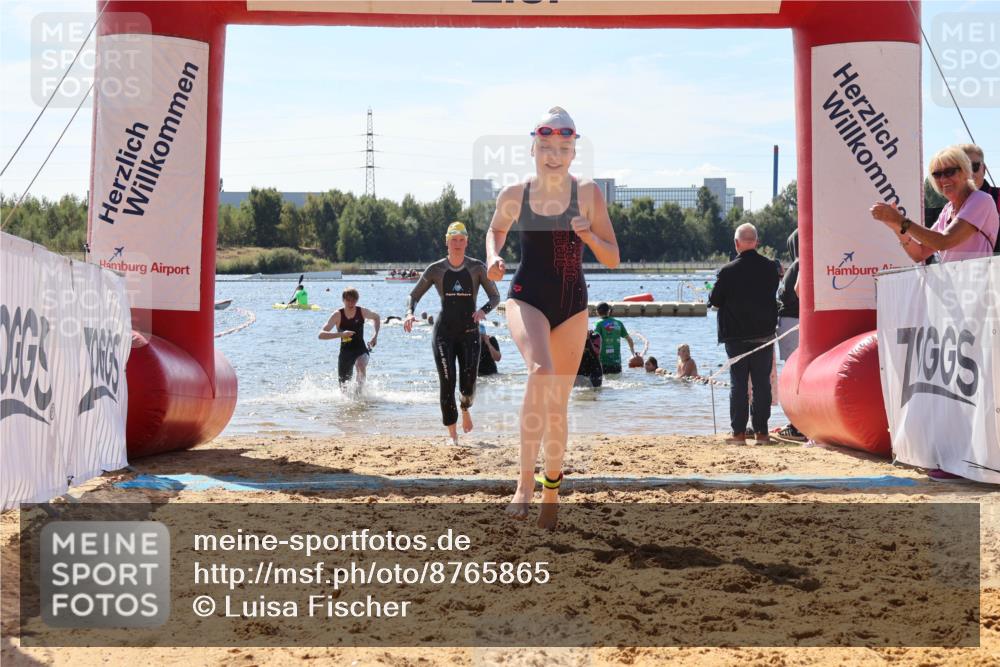 07.09.2025 - 19. Norderstedt Triathlon Luisa Fischer http://msf.ph/oto/8765865 07.09.2025 12:37:02 Schwimmen 313, 321, 329, 330, 333, 343, 804 meine-sportfotos.de