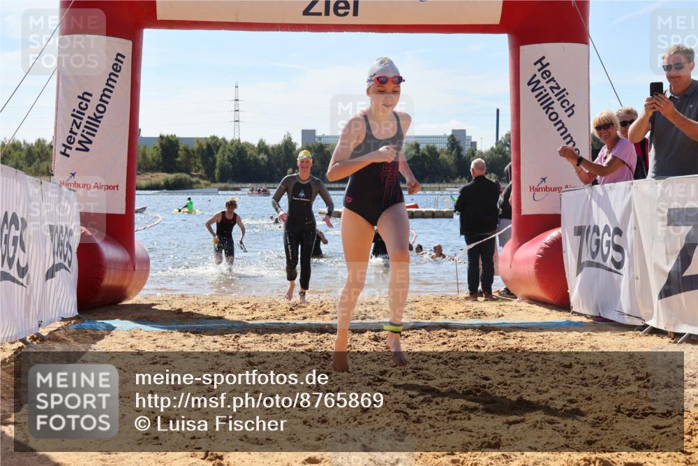07.09.2025 - 19. Norderstedt Triathlon Luisa Fischer http://msf.ph/oto/8765869 07.09.2025 12:37:02 Schwimmen 313, 321, 329, 330, 333, 343, 804 meine-sportfotos.de