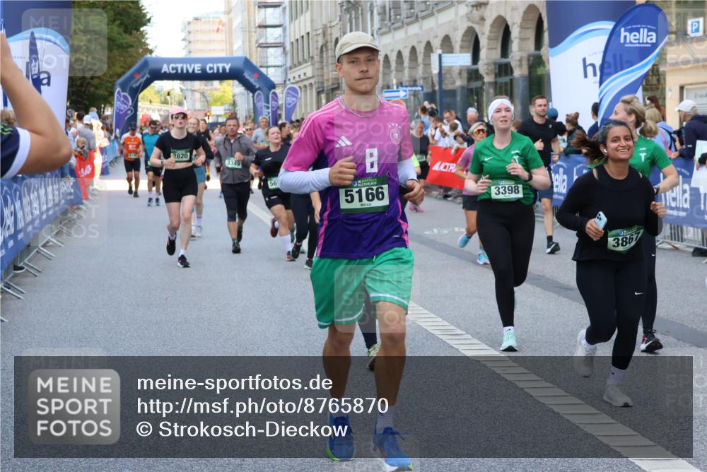 07.09.2025 - BARMER Alsterlauf Strokosch-Dieckow http://msf.ph/oto/8765870 07.09.2025 10:11:54 Ziel 2128, 2200, 2331, 2942, 2995, 3302, 3444, 3445, 3446, 3471, 3990, 4101, 4413, 4518, 4519, 4561, 4694, 4829, 4899, 5410, 5492, 5630, 5638, 6126, 6199, 6200, 6310, 6323, 8181, 8182, 8228, 8229, 8498 meine-sportfotos.de