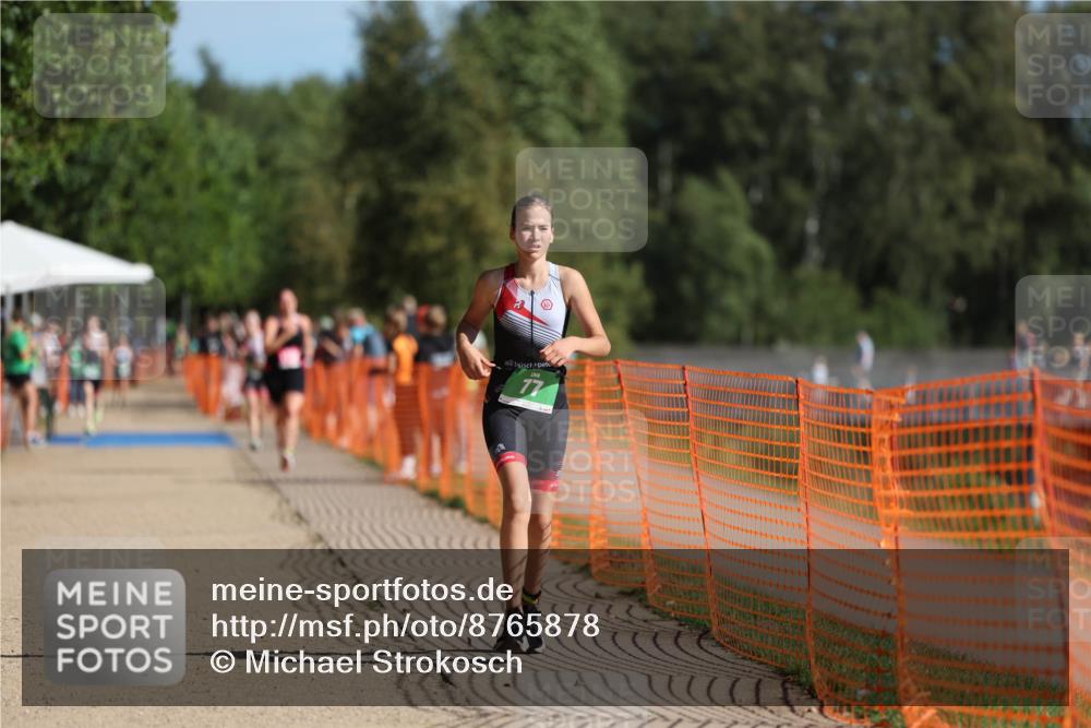 07.09.2025 - 19. Norderstedt Triathlon Michael Strokosch http://msf.ph/oto/8765878 07.09.2025 10:49:39 Laufen 77 meine-sportfotos.de
