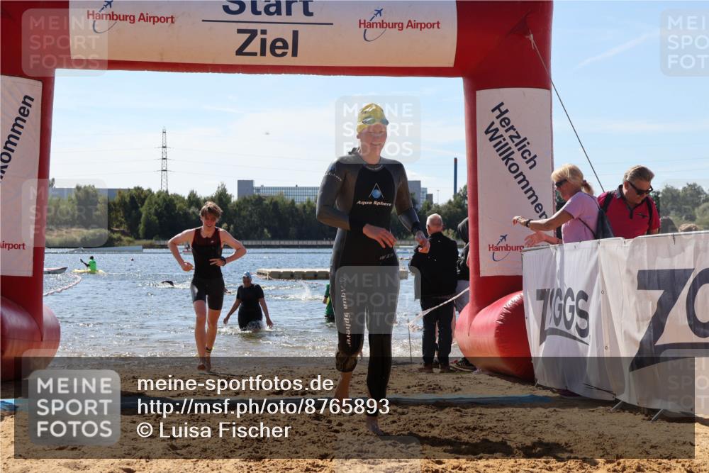 07.09.2025 - 19. Norderstedt Triathlon Luisa Fischer http://msf.ph/oto/8765893 07.09.2025 12:37:05 Schwimmen 313, 321, 333, 343, 804 meine-sportfotos.de