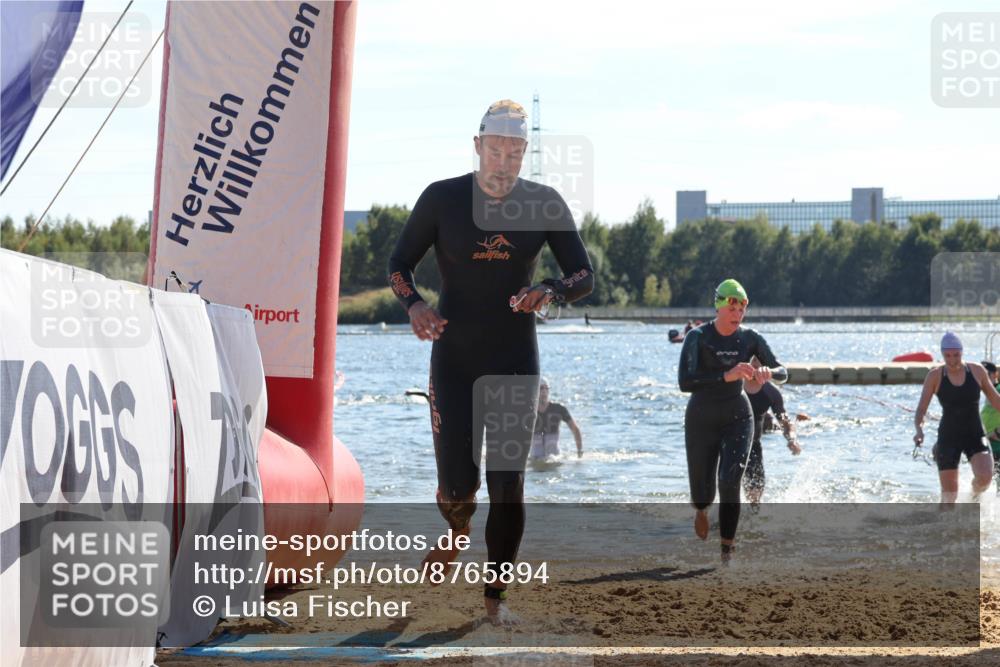 07.09.2025 - 19. Norderstedt Triathlon Luisa Fischer http://msf.ph/oto/8765894 07.09.2025 15:08:48 Schwimmen 894, 918, 1454, 1472, 1479 meine-sportfotos.de