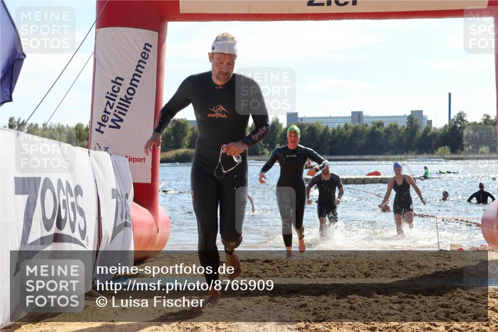 07.09.2025 - 19. Norderstedt Triathlon Luisa Fischer http://msf.ph/oto/8765909 07.09.2025 15:08:49 Schwimmen 894, 918, 1454, 1472 meine-sportfotos.de