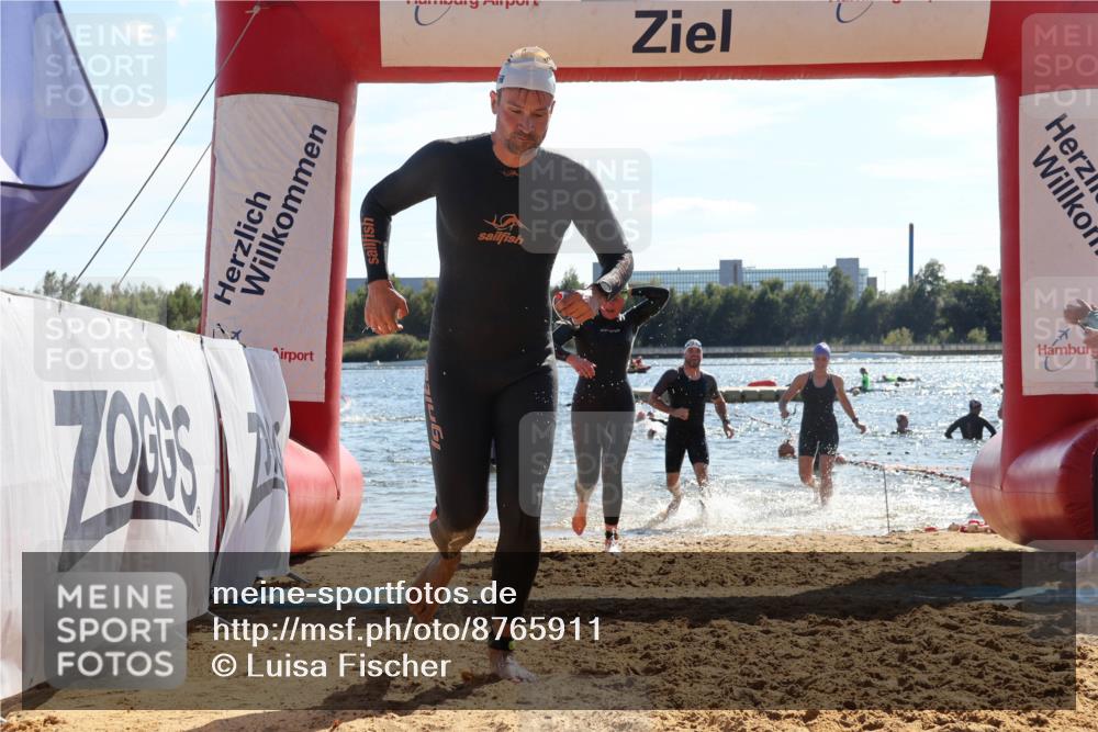 07.09.2025 - 19. Norderstedt Triathlon Luisa Fischer http://msf.ph/oto/8765911 07.09.2025 15:08:49 Schwimmen 894, 918, 1454, 1472 meine-sportfotos.de