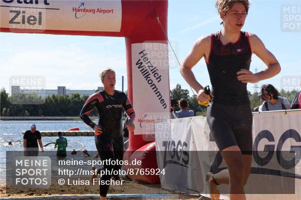 07.09.2025 - 19. Norderstedt Triathlon Luisa Fischer http://msf.ph/oto/8765924 07.09.2025 12:37:08 Schwimmen 313, 319, 321, 333, 343, 804 meine-sportfotos.de