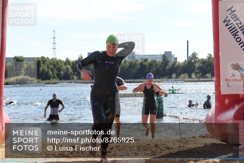 07.09.2025 - 19. Norderstedt Triathlon Luisa Fischer http://msf.ph/oto/8765925 07.09.2025 15:08:51 Schwimmen 894, 918, 1454, 1472 meine-sportfotos.de