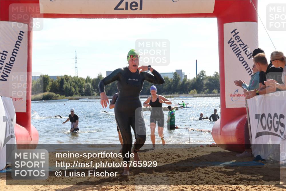07.09.2025 - 19. Norderstedt Triathlon Luisa Fischer http://msf.ph/oto/8765929 07.09.2025 15:08:51 Schwimmen 894, 918, 1454, 1472 meine-sportfotos.de