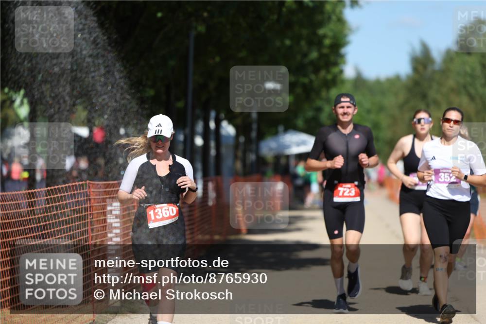 07.09.2025 - 19. Norderstedt Triathlon Michael Strokosch http://msf.ph/oto/8765930 07.09.2025 13:21:16 Laufen 240, 305, 317, 352, 723, 1360 meine-sportfotos.de