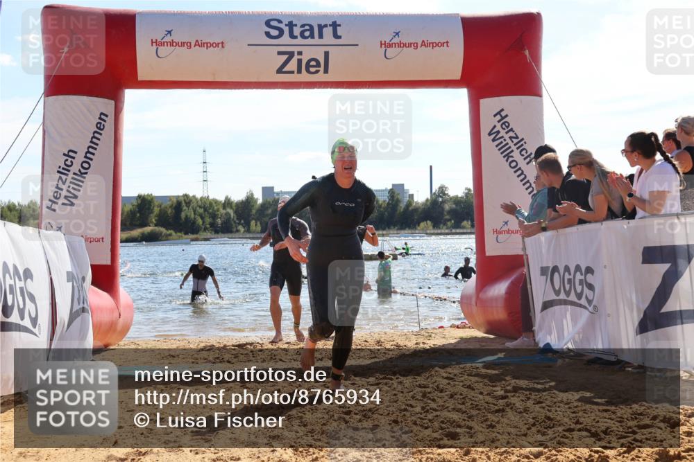 07.09.2025 - 19. Norderstedt Triathlon Luisa Fischer http://msf.ph/oto/8765934 07.09.2025 15:08:51 Schwimmen 894, 918, 1454, 1472 meine-sportfotos.de