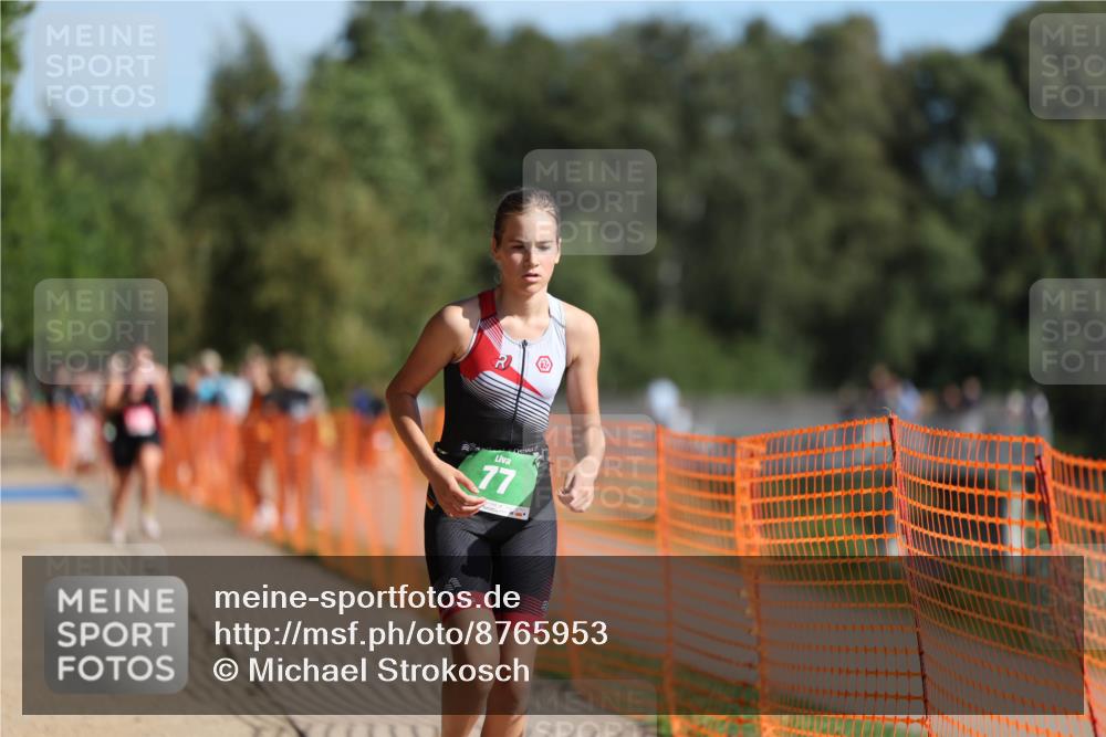 07.09.2025 - 19. Norderstedt Triathlon Michael Strokosch http://msf.ph/oto/8765953 07.09.2025 10:49:41 Laufen 77 meine-sportfotos.de