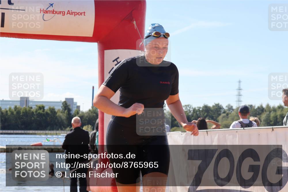 07.09.2025 - 19. Norderstedt Triathlon Luisa Fischer http://msf.ph/oto/8765965 07.09.2025 12:37:15 Schwimmen 313, 319, 343, 804 meine-sportfotos.de