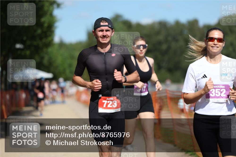 07.09.2025 - 19. Norderstedt Triathlon Michael Strokosch http://msf.ph/oto/8765976 07.09.2025 13:21:18 Laufen 240, 305, 317, 352, 723, 1360 meine-sportfotos.de