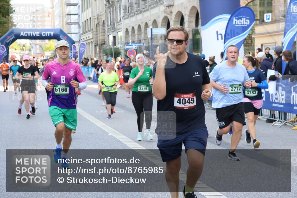 07.09.2025 - BARMER Alsterlauf Strokosch-Dieckow http://msf.ph/oto/8765985 07.09.2025 10:11:53 Ziel 2128, 2200, 2331, 2599, 2942, 2995, 3302, 3444, 3445, 3446, 3471, 3990, 4264, 4413, 4518, 4519, 4561, 4694, 4899, 5410, 5492, 5613, 5614, 5630, 5638, 6126, 6199, 6200, 6310, 6323, 8181, 8182, 8228, 8229, 8498 meine-sportfotos.de