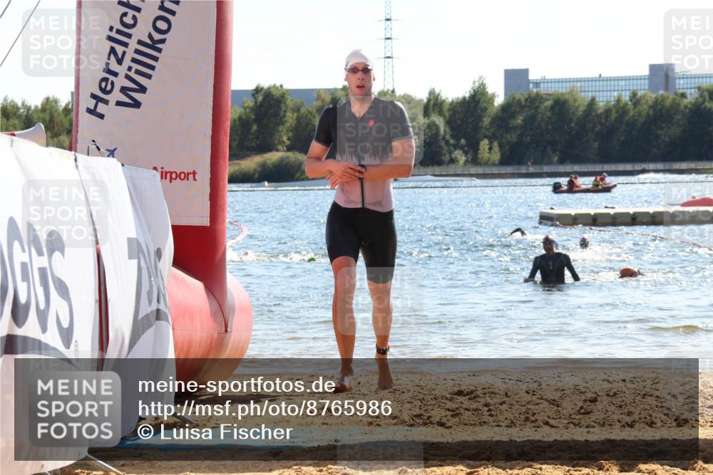 07.09.2025 - 19. Norderstedt Triathlon Luisa Fischer http://msf.ph/oto/8765986 07.09.2025 15:08:58 Schwimmen 894, 918, 1412, 1454, 1472 meine-sportfotos.de