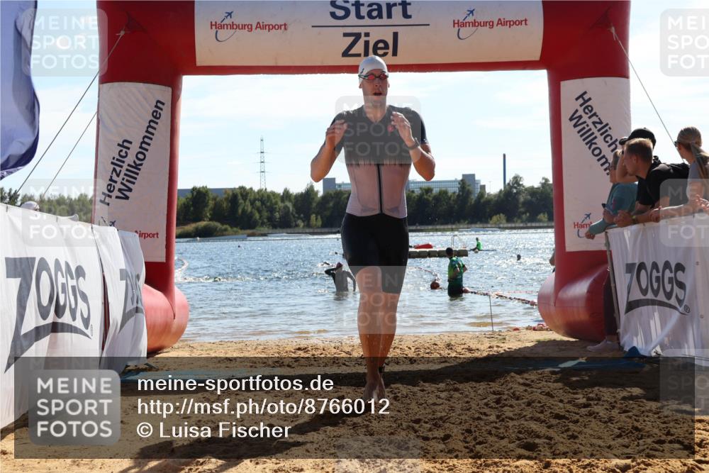 07.09.2025 - 19. Norderstedt Triathlon Luisa Fischer http://msf.ph/oto/8766012 07.09.2025 15:09:00 Schwimmen 894, 918, 1412, 1454, 1472 meine-sportfotos.de