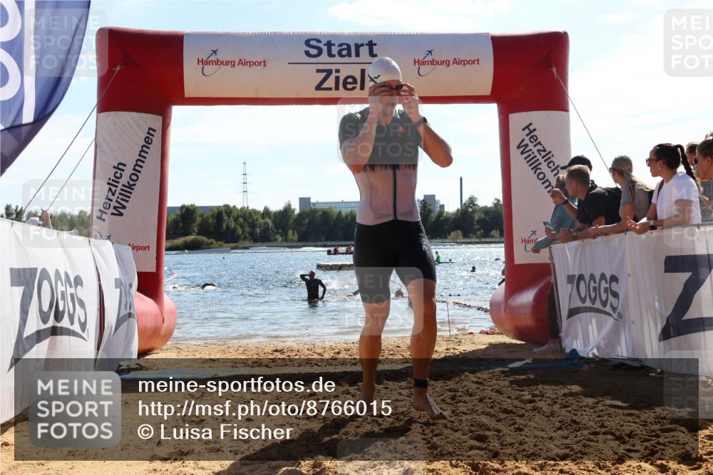 07.09.2025 - 19. Norderstedt Triathlon Luisa Fischer http://msf.ph/oto/8766015 07.09.2025 15:09:00 Schwimmen 894, 918, 1412, 1454, 1472 meine-sportfotos.de