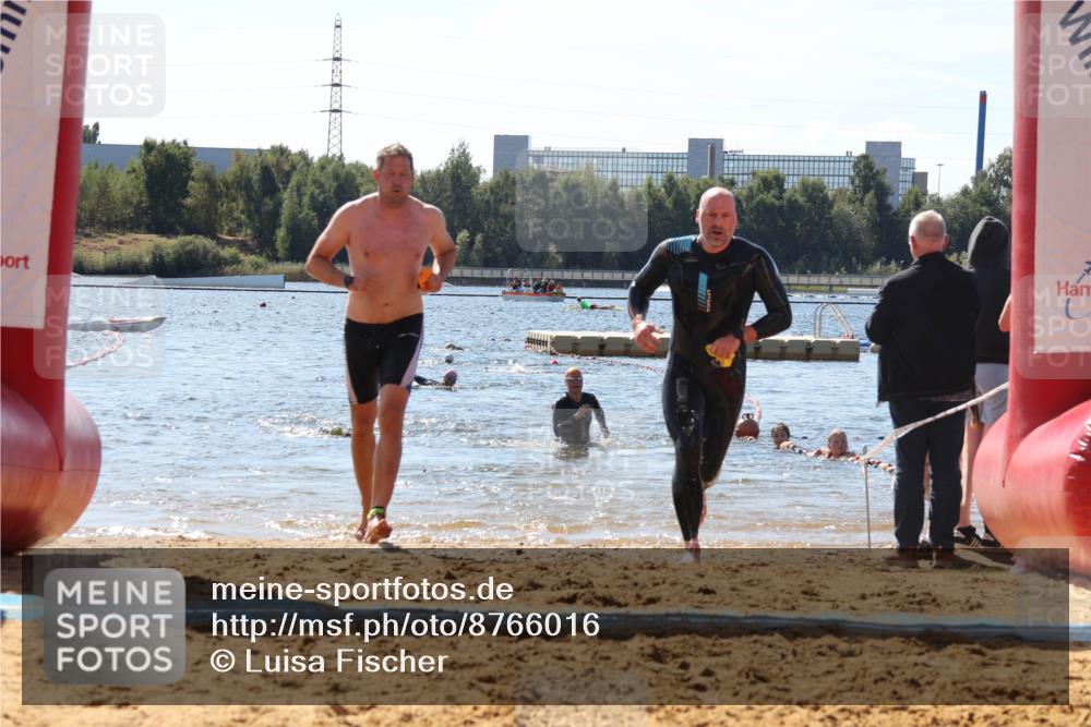 07.09.2025 - 19. Norderstedt Triathlon Luisa Fischer http://msf.ph/oto/8766016 07.09.2025 12:37:35 Schwimmen 338, 347, 360 meine-sportfotos.de