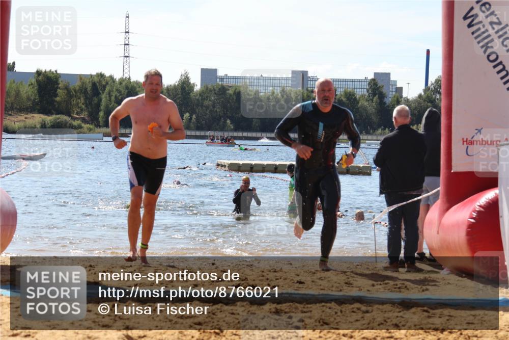 07.09.2025 - 19. Norderstedt Triathlon Luisa Fischer http://msf.ph/oto/8766021 07.09.2025 12:37:35 Schwimmen 338, 347, 360 meine-sportfotos.de