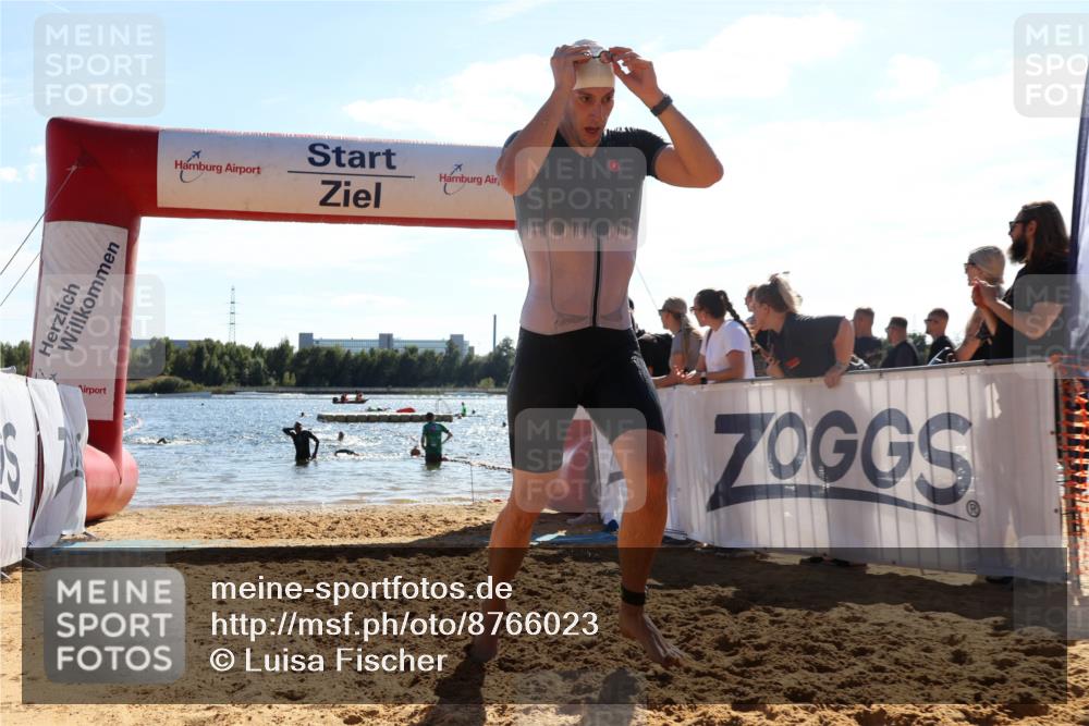 07.09.2025 - 19. Norderstedt Triathlon Luisa Fischer http://msf.ph/oto/8766023 07.09.2025 15:09:01 Schwimmen 918, 1412, 1454, 1472 meine-sportfotos.de