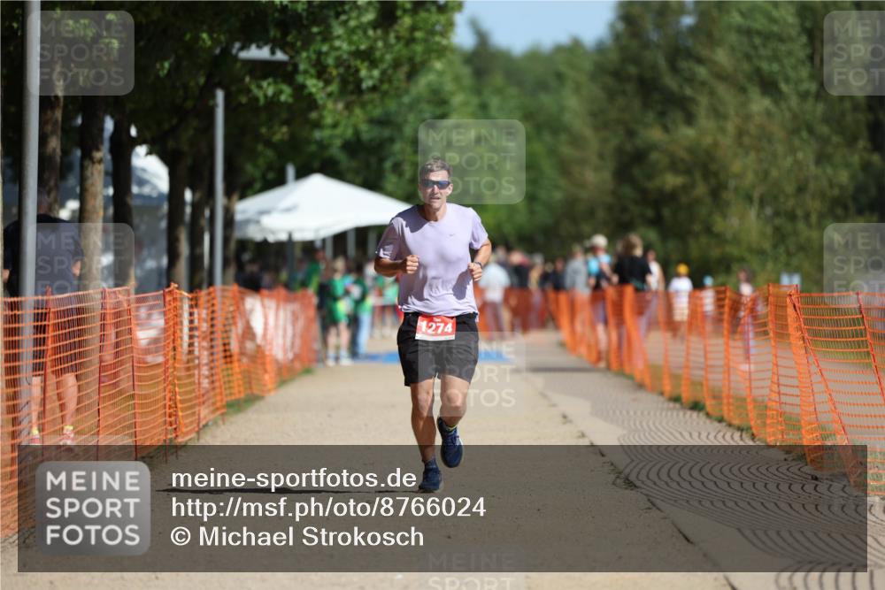 07.09.2025 - 19. Norderstedt Triathlon Michael Strokosch http://msf.ph/oto/8766024 07.09.2025 11:33:29 Laufen 1274 meine-sportfotos.de