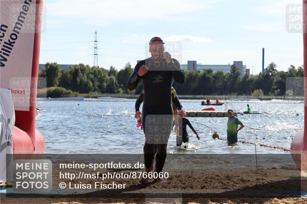 07.09.2025 - 19. Norderstedt Triathlon Luisa Fischer http://msf.ph/oto/8766060 07.09.2025 15:09:25 Schwimmen 384, 406, 893, 1442, 1476, 1524 meine-sportfotos.de