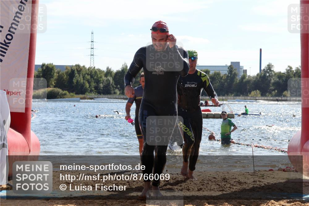 07.09.2025 - 19. Norderstedt Triathlon Luisa Fischer http://msf.ph/oto/8766069 07.09.2025 15:09:26 Schwimmen 384, 406, 893, 1442, 1476, 1524 meine-sportfotos.de