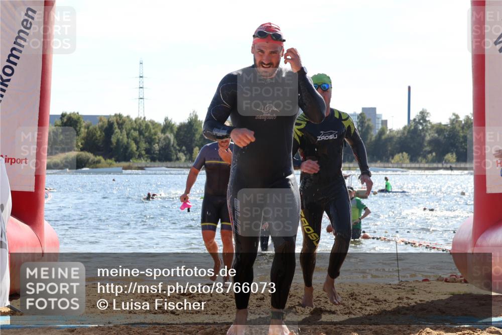 07.09.2025 - 19. Norderstedt Triathlon Luisa Fischer http://msf.ph/oto/8766073 07.09.2025 15:09:26 Schwimmen 384, 406, 893, 1442, 1476, 1524 meine-sportfotos.de